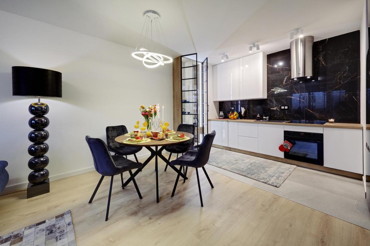 Seven Heaven Apartment Katowice Luaran gambar